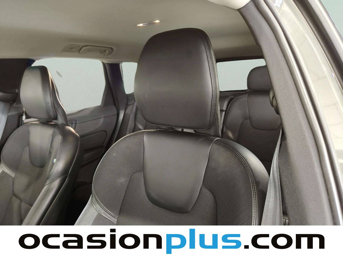 Extras y acabados del Volvo XC60 Volvo XC60 D4 Business Plus Auto (190 CV)
