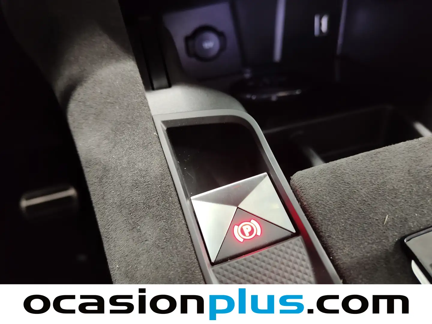 Foto DS DS 7 Crossback DS DS7 Crossback PureTech 130 Performance Line Auto (130 CV)