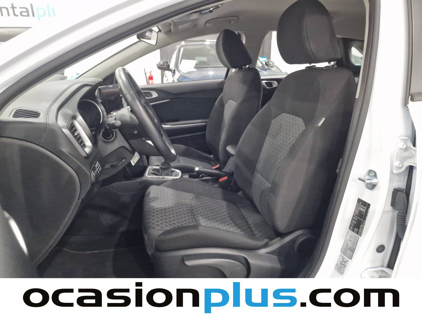 Foto asientos delanteros KIA Ceed KIA Ceed 1.0 T-GDi Concept (100 CV)
