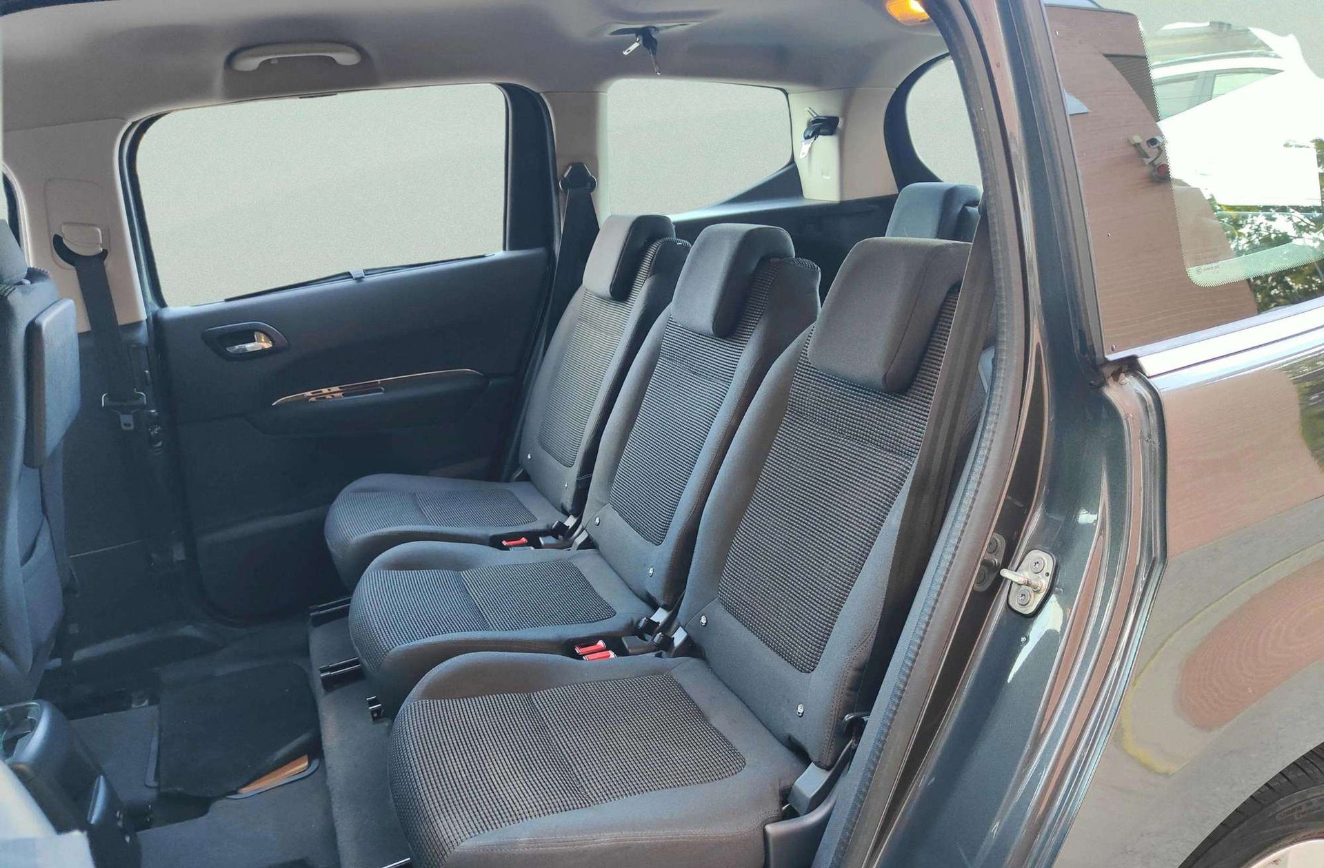 Peugeot 5008 Active VTi 7 plazas - foto 12