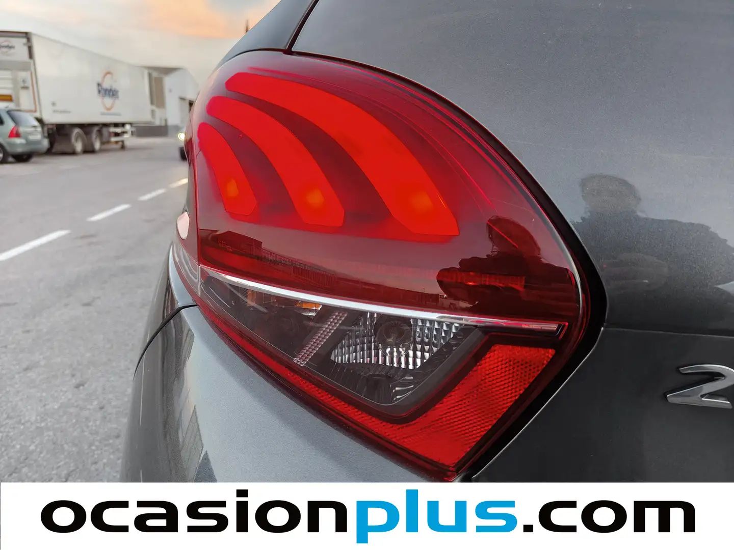 Foto Peugeot 208 Peugeot 208 1.6 BlueHDi Style (100 CV)