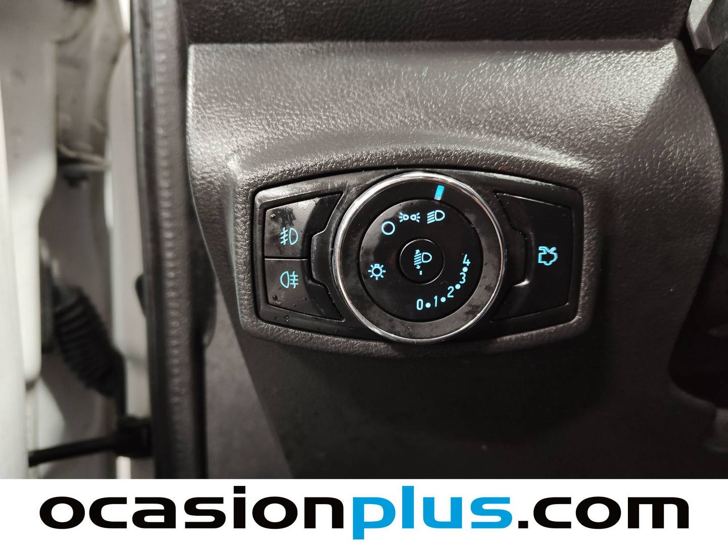 Foto Ford Ka+ Ford Ka+ 1.2 Ti-VCT White Edition (85 CV)