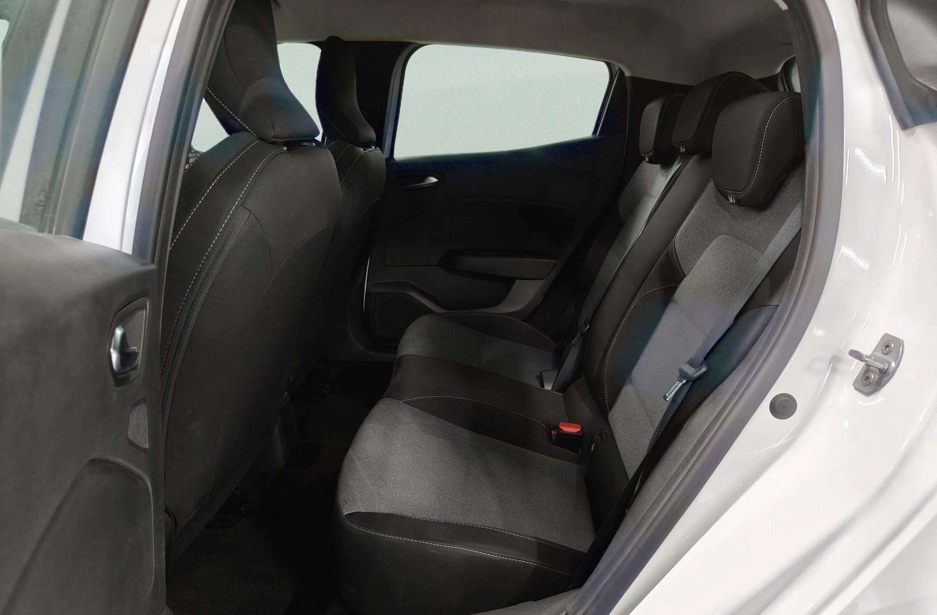 Mitsubishi Colt 100T Motion - foto 11