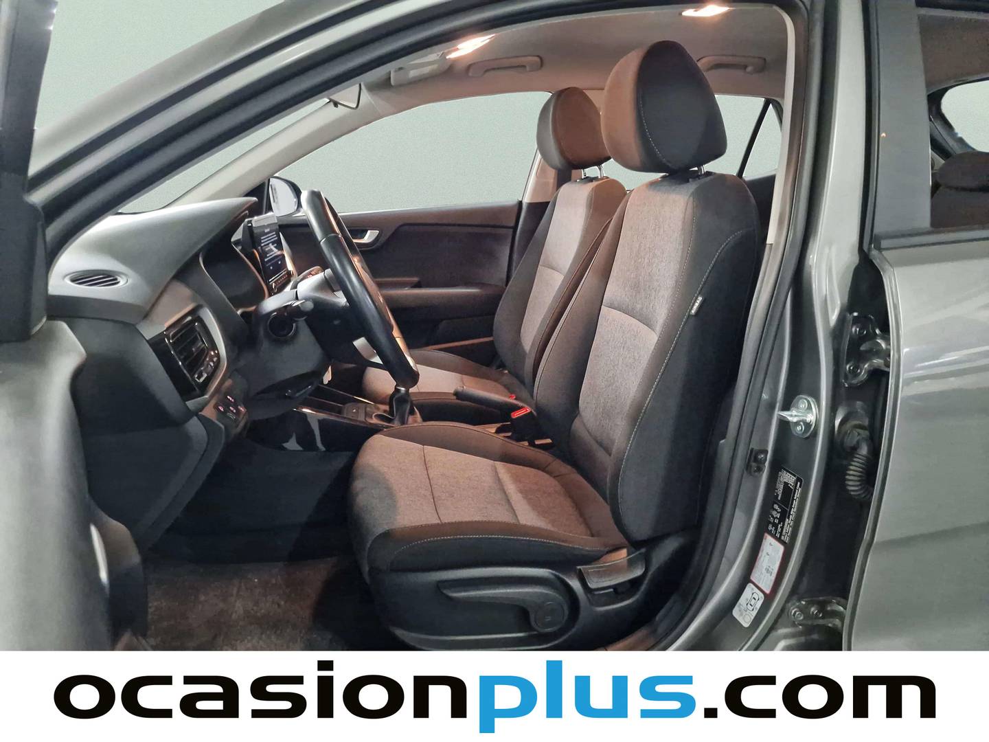 Foto asientos delanteros KIA Stonic KIA Stonic 1.2 DPi Drive (79 CV)