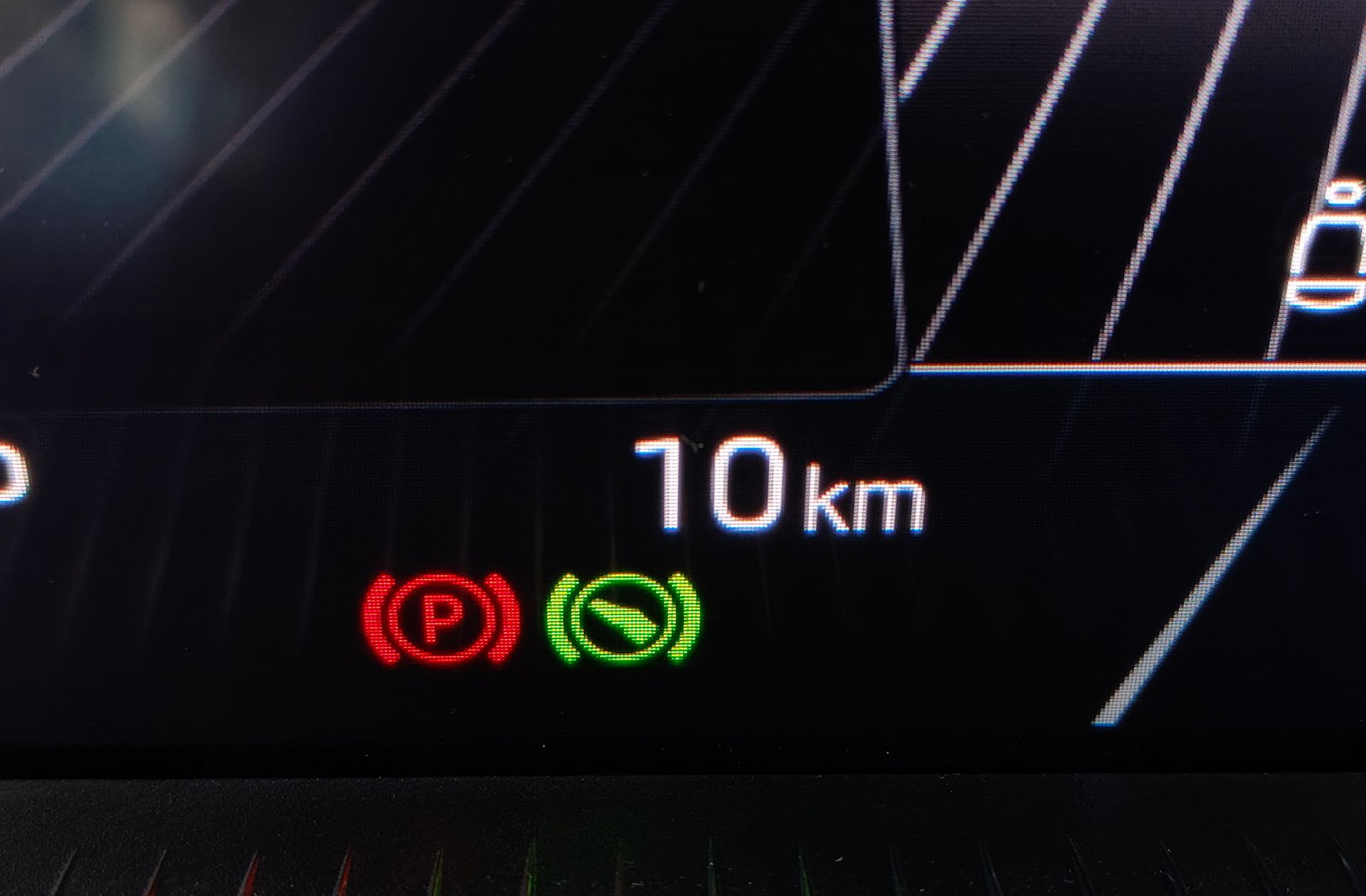 Škoda Kamiq 1.0 TSI Selection DSG - foto 11