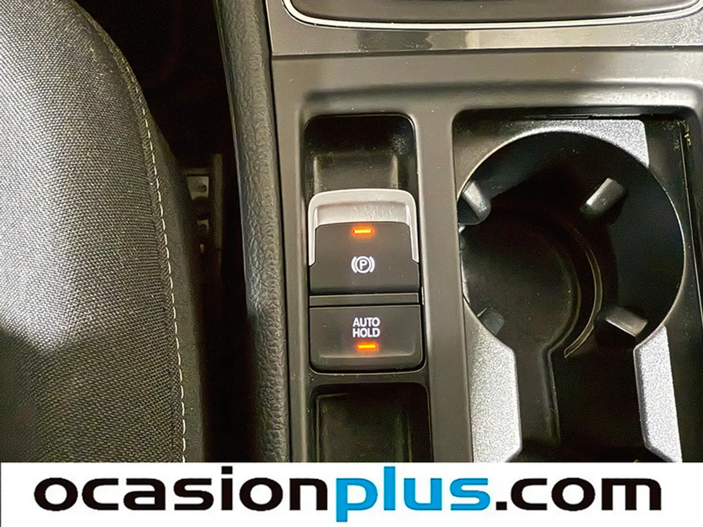 Foto Volkswagen Golf Volkswagen Golf Business 1.0 TSI (110 CV)