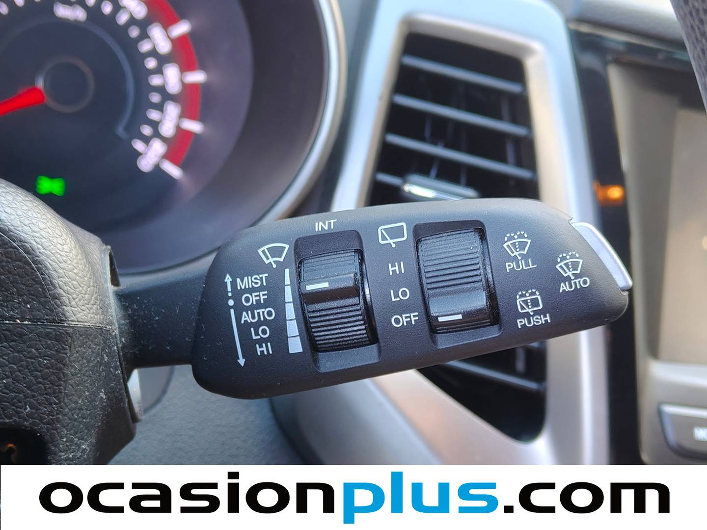 Acabados SsangYong Tivoli SsangYong Tivoli G16 Premium 4x2 (128 CV)