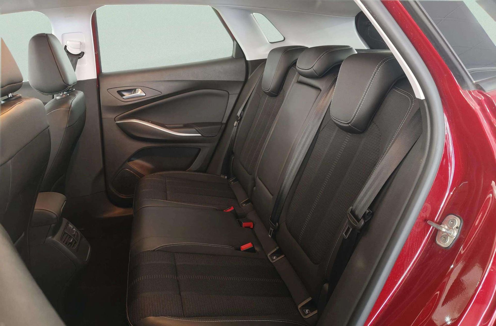 Opel Grandland 1.2 Turbo XHT GS - foto 14