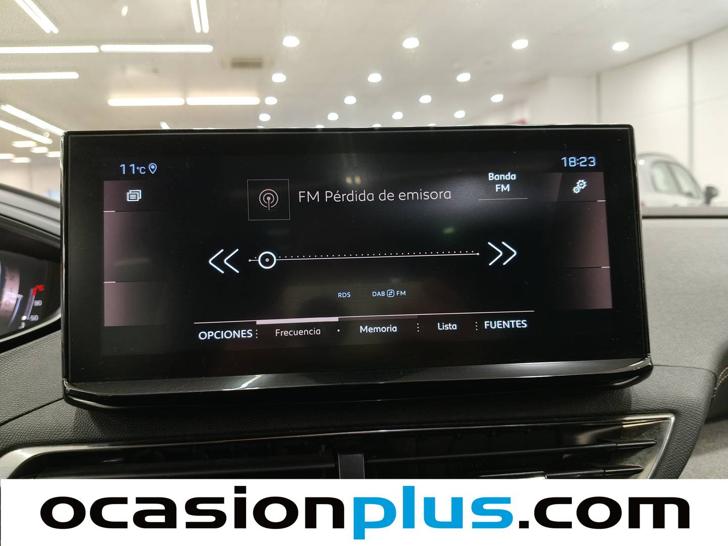 Foto Peugeot 3008 Peugeot 3008 PureTech 130 S&S GT EAT8 (130 CV)