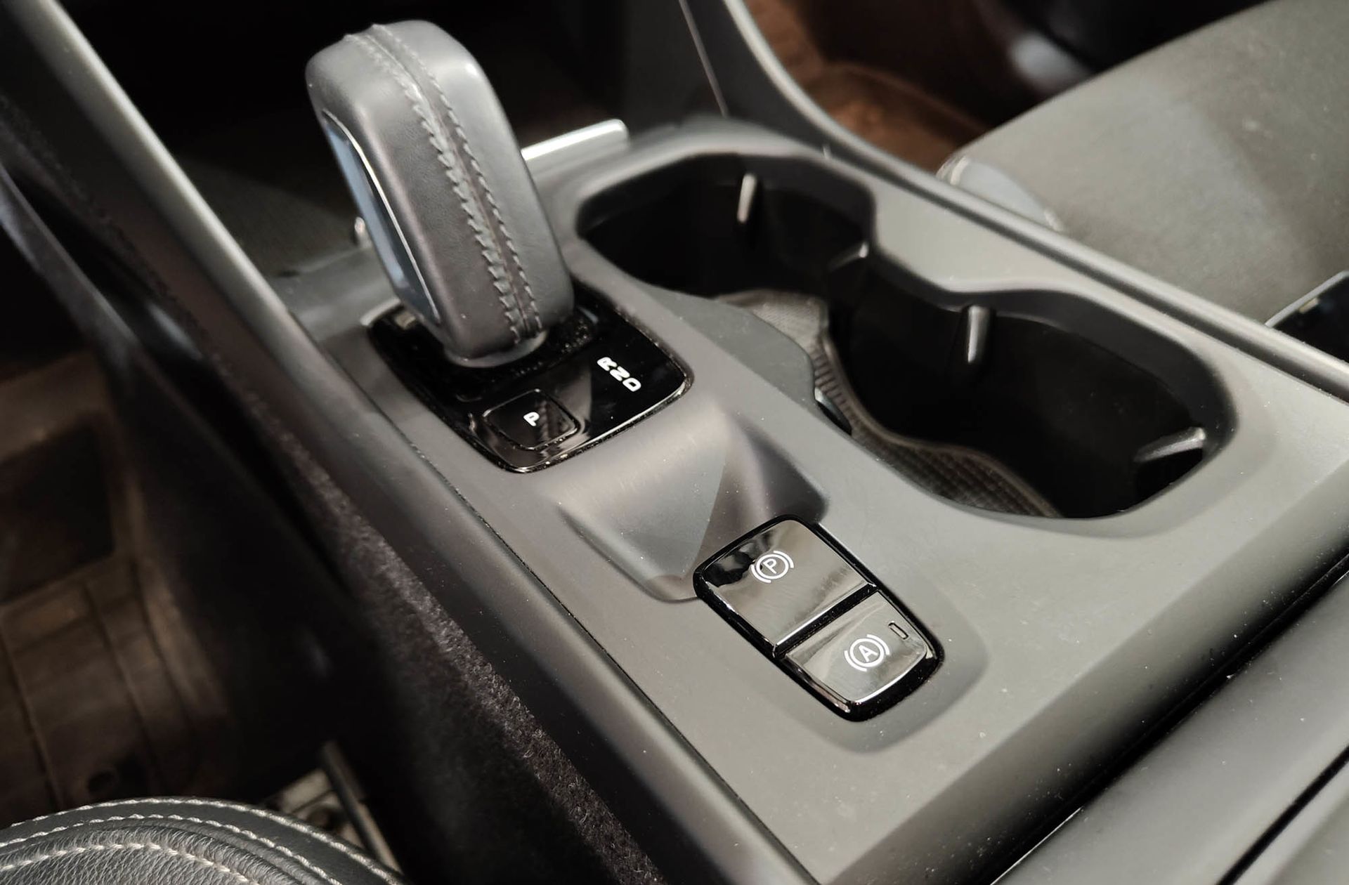 Volvo XC40 D3 Business Plus - foto 33