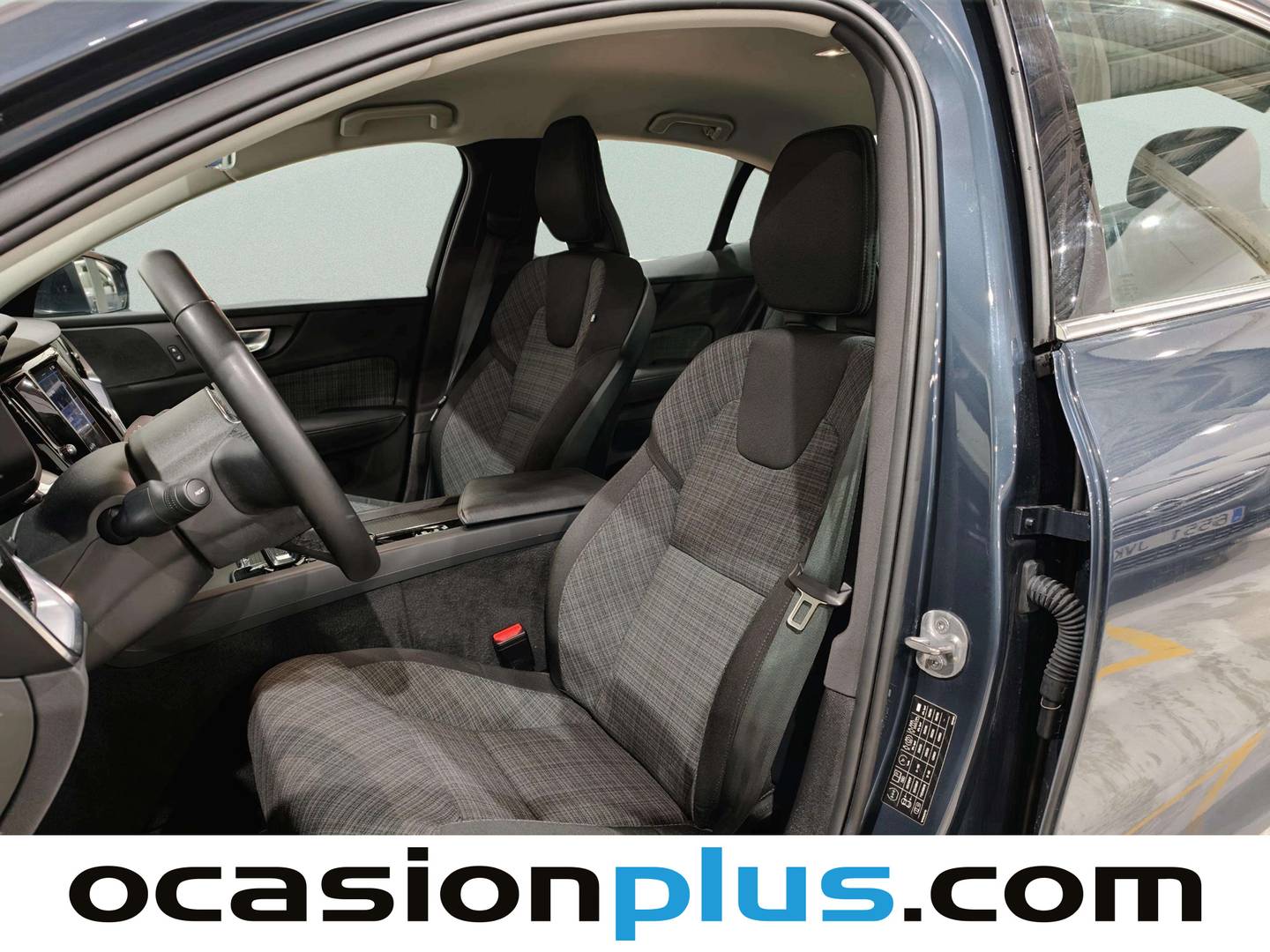 Foto asientos delanteros Volvo S60 Volvo S60 B4 G Core FWD Auto (197 CV)