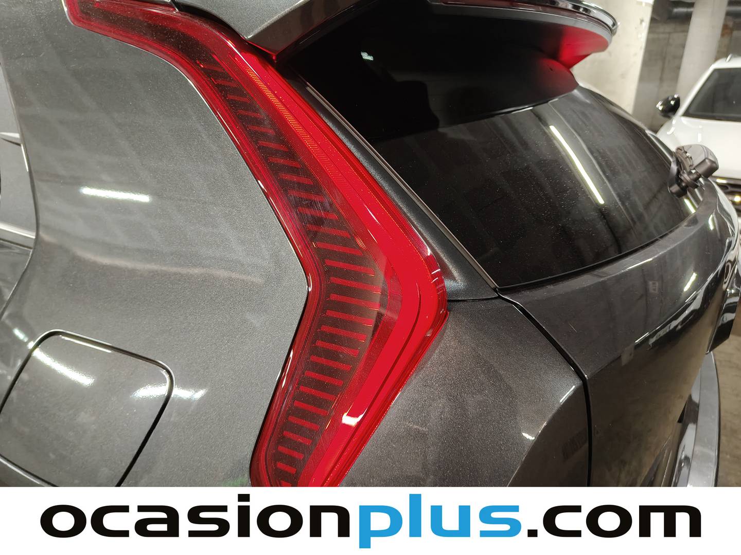 Paquetes del KIA Niro KIA Niro 1.6 GDi HEV Emotion  (129 CV)