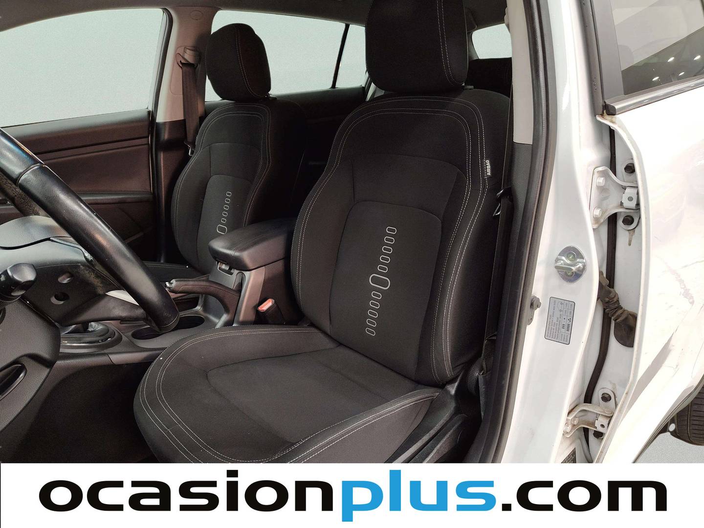 Foto asientos delanteros KIA Sportage Kia Sportage 1.6 GDI Drive 4x2 (135 CV)