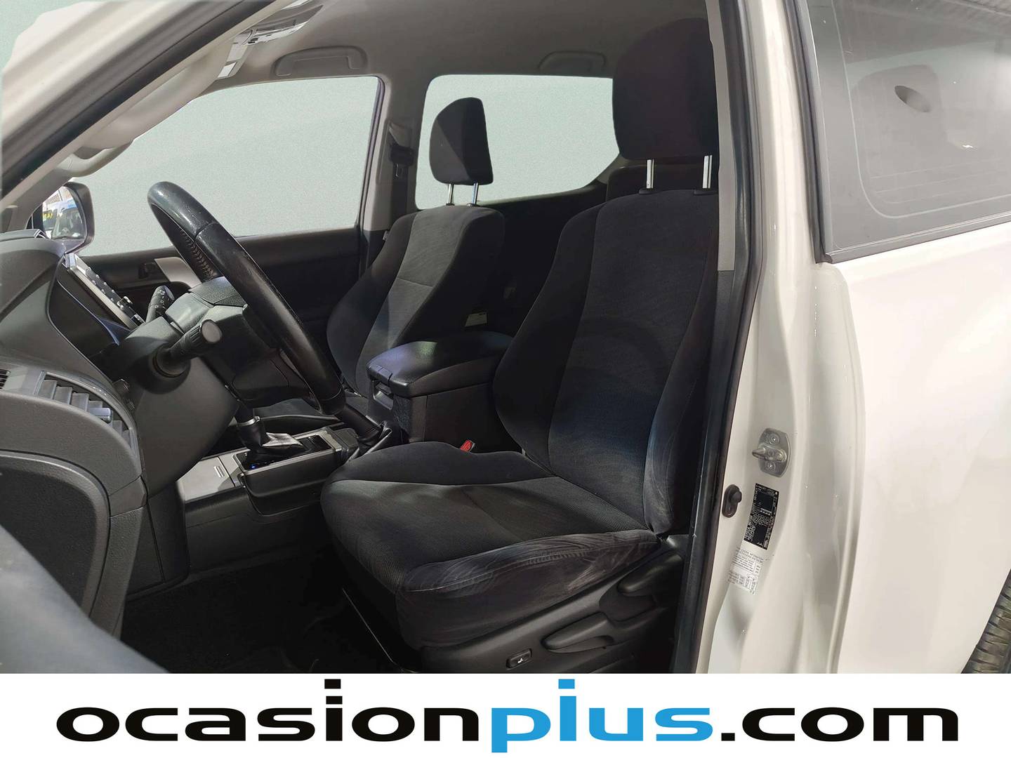 Foto Toyota Land Cruiser Toyota Land Cruiser 2.8 D-4D VXL Auto (204 CV)