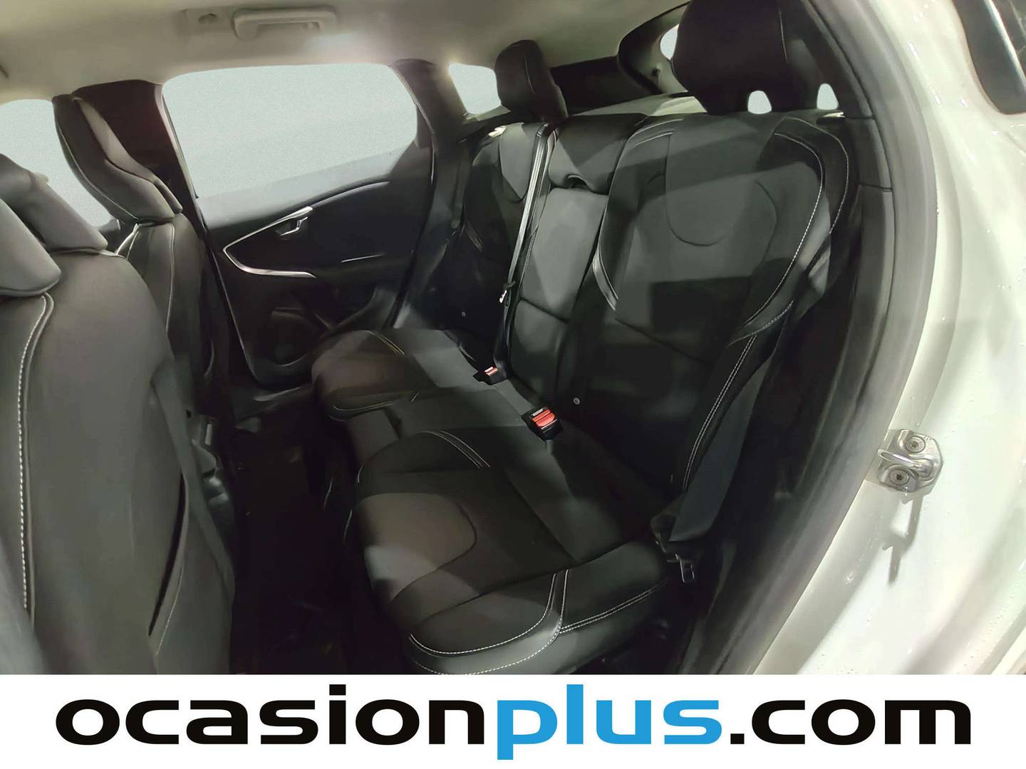 Foto Volvo V40 Volvo V40 2.0 D3 Momentum Auto (150 CV)