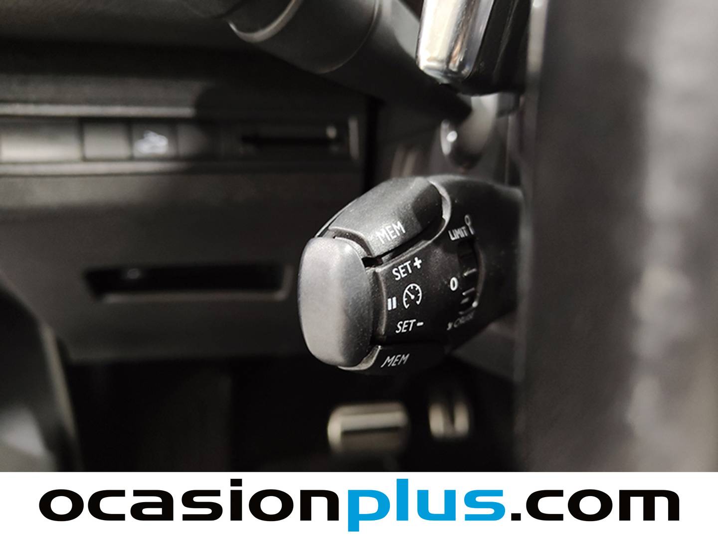 Foto Peugeot 3008 Peugeot 3008 PureTech 130 S&S Allure Pack EAT8 (130 CV)