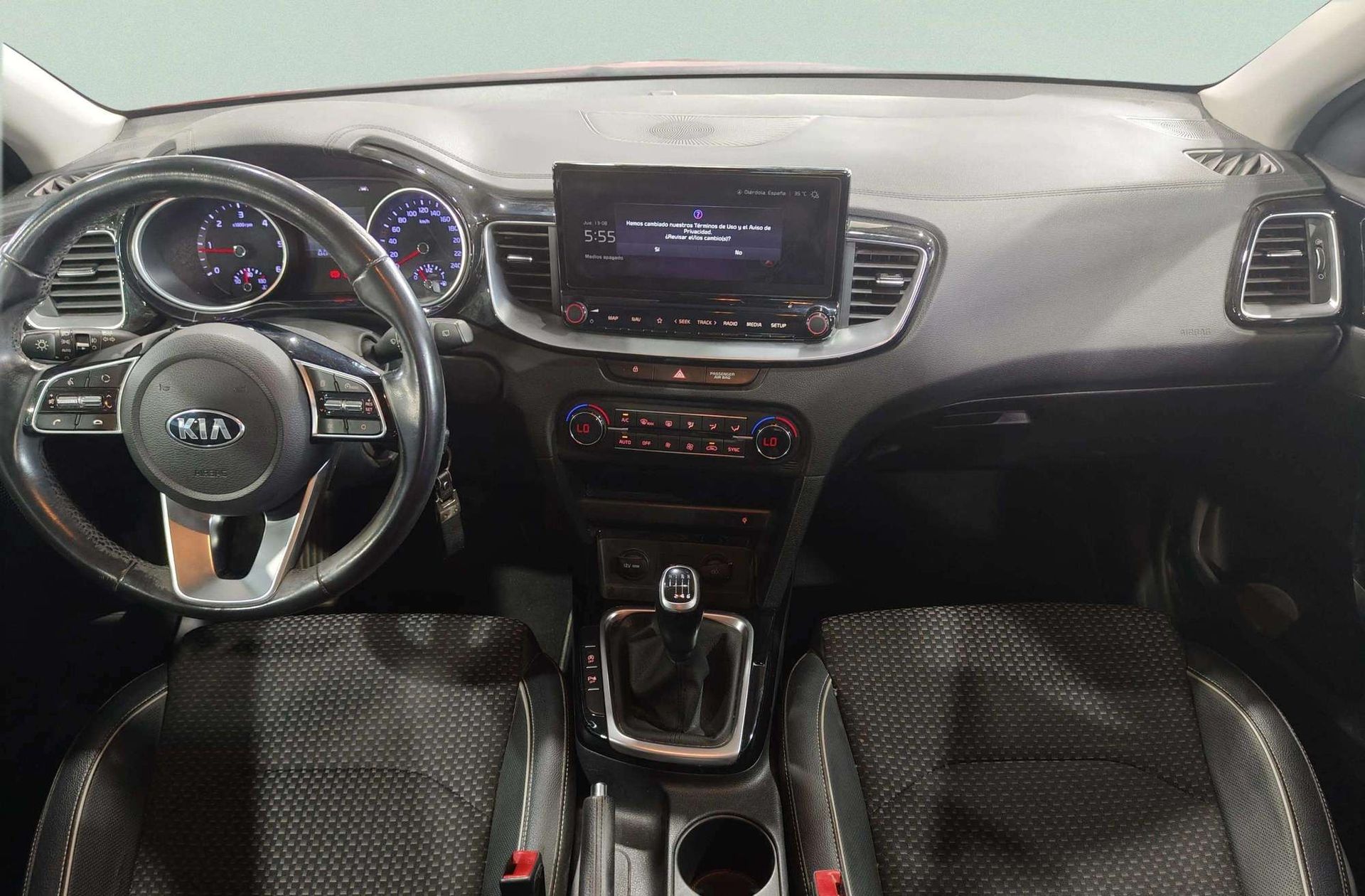 Kia Ceed 1.6 CRDi Tech - foto 6