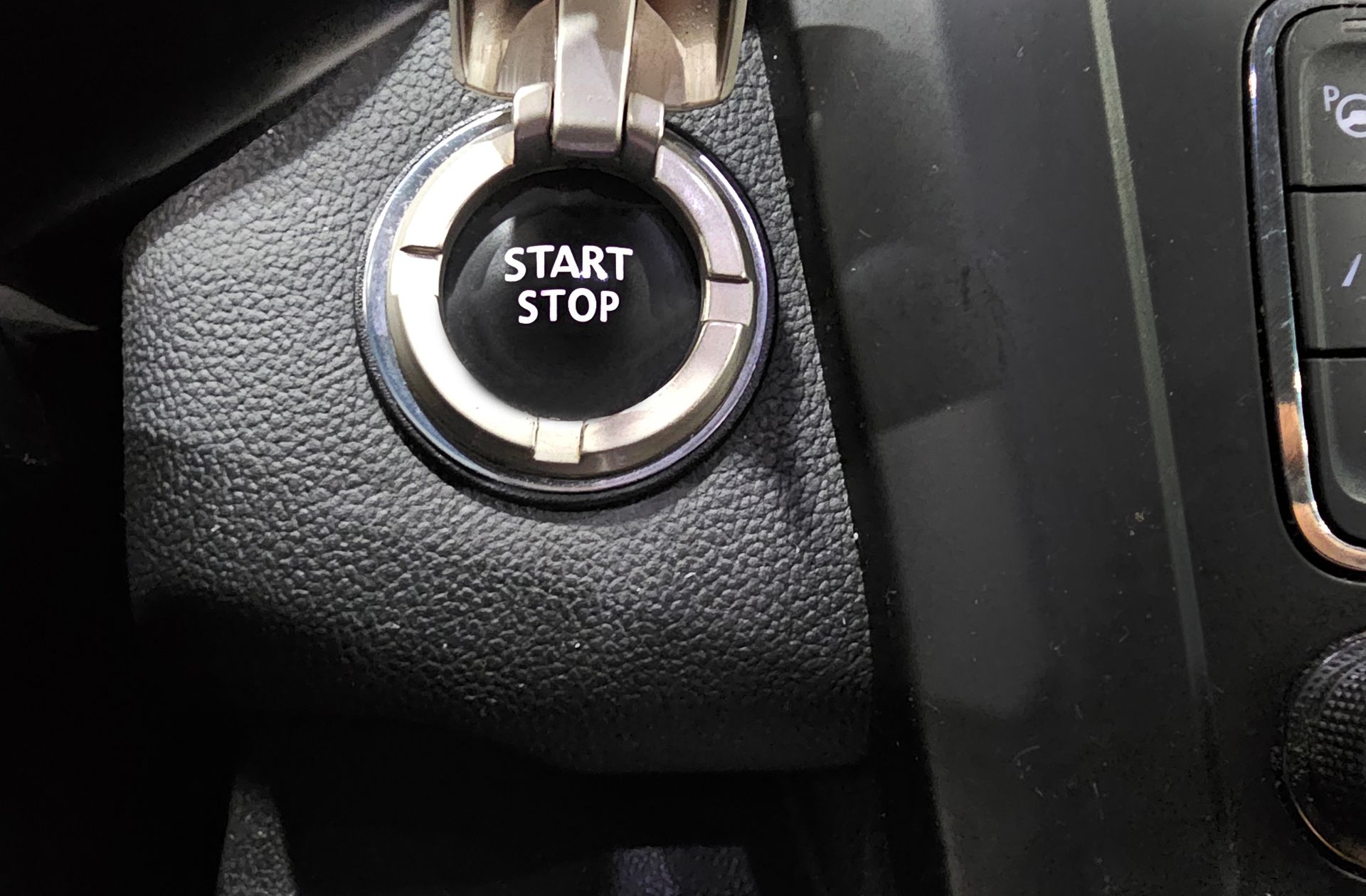 Renault Kadjar Zen TCe GPF - foto 32