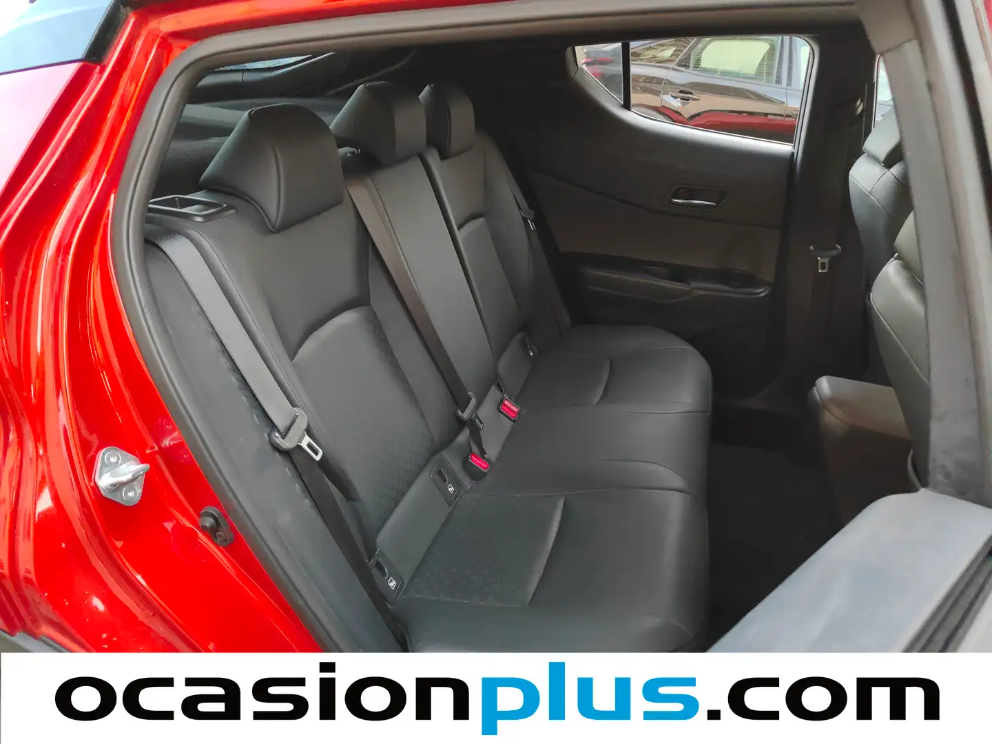 Foto Toyota C-HR Toyota C-HR 180H Kaji Edition (184 CV)