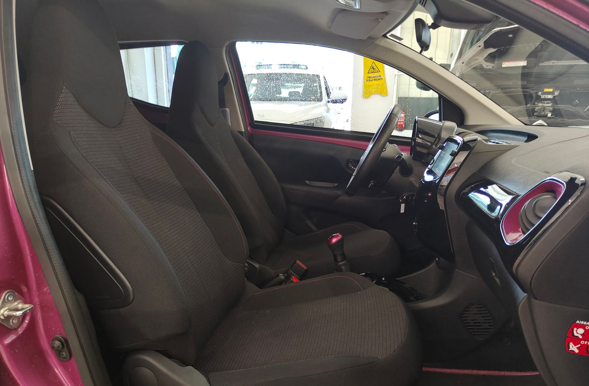Toyota Aygo 1.0 VVT-i x-play business - foto 14