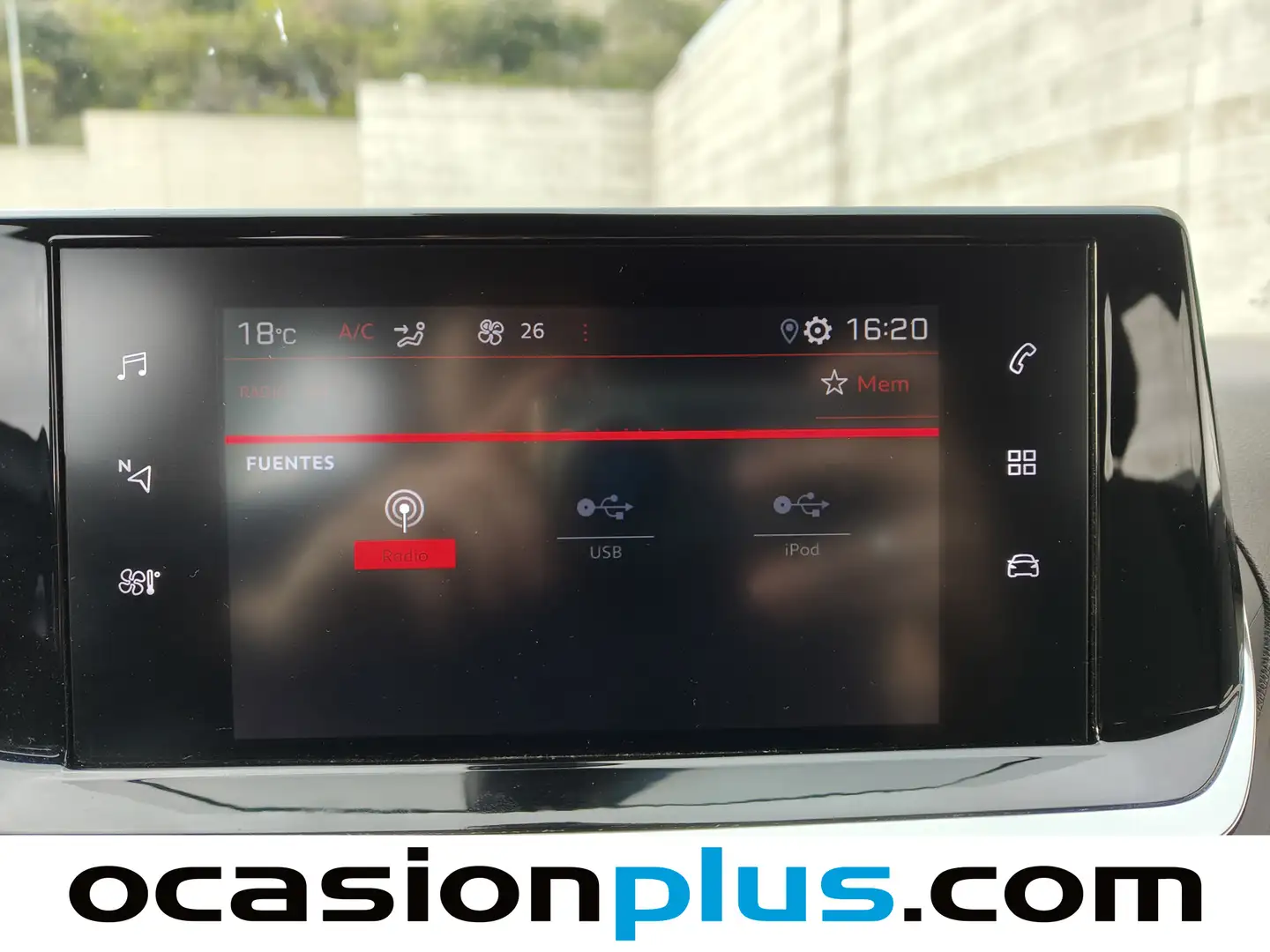 Foto Peugeot 2008 Peugeot 2008 PureTech 130 S&S Allure Pack (130 CV)