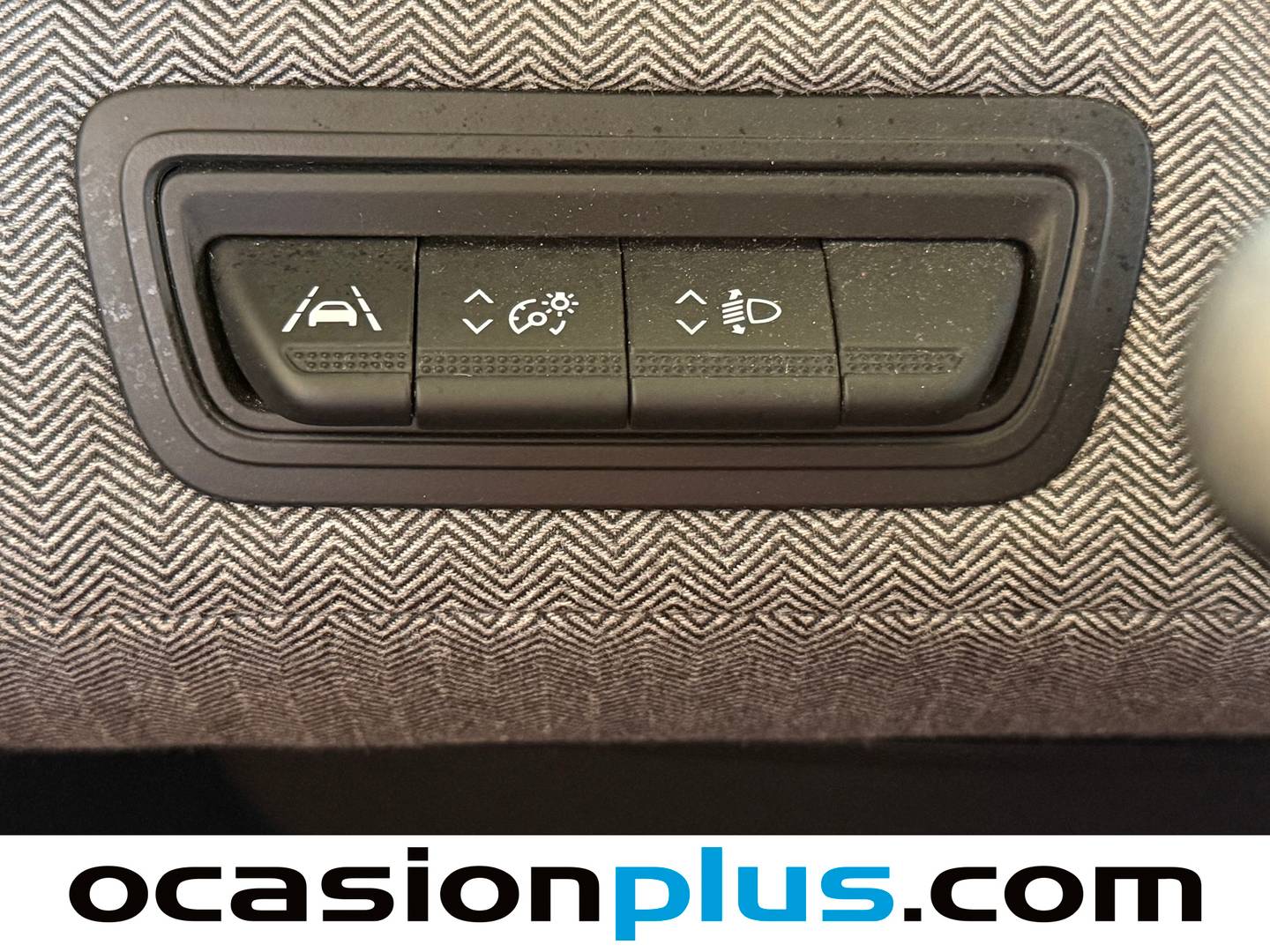 Extras del Renault Clio Renault Clio Techno E-Tech full Híbrido (143 CV)
