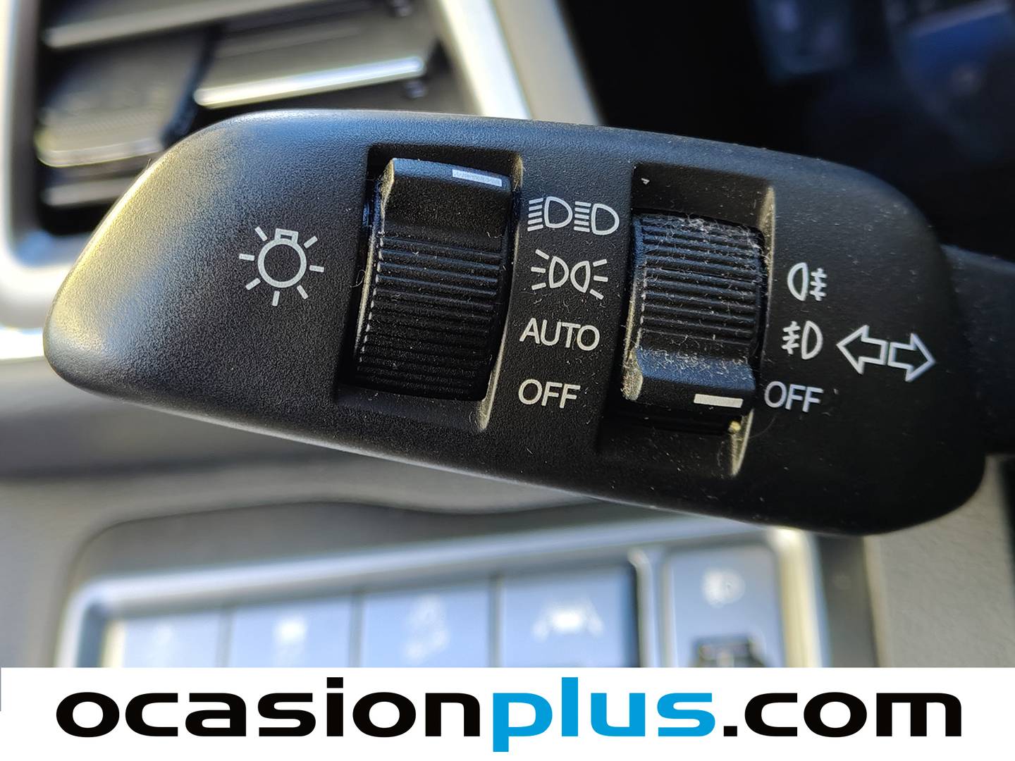 SsangYong Tivoli Ssangyong Tivoli Ssangyong Tivoli G15T Limited Auto (163 CV) de ocasión