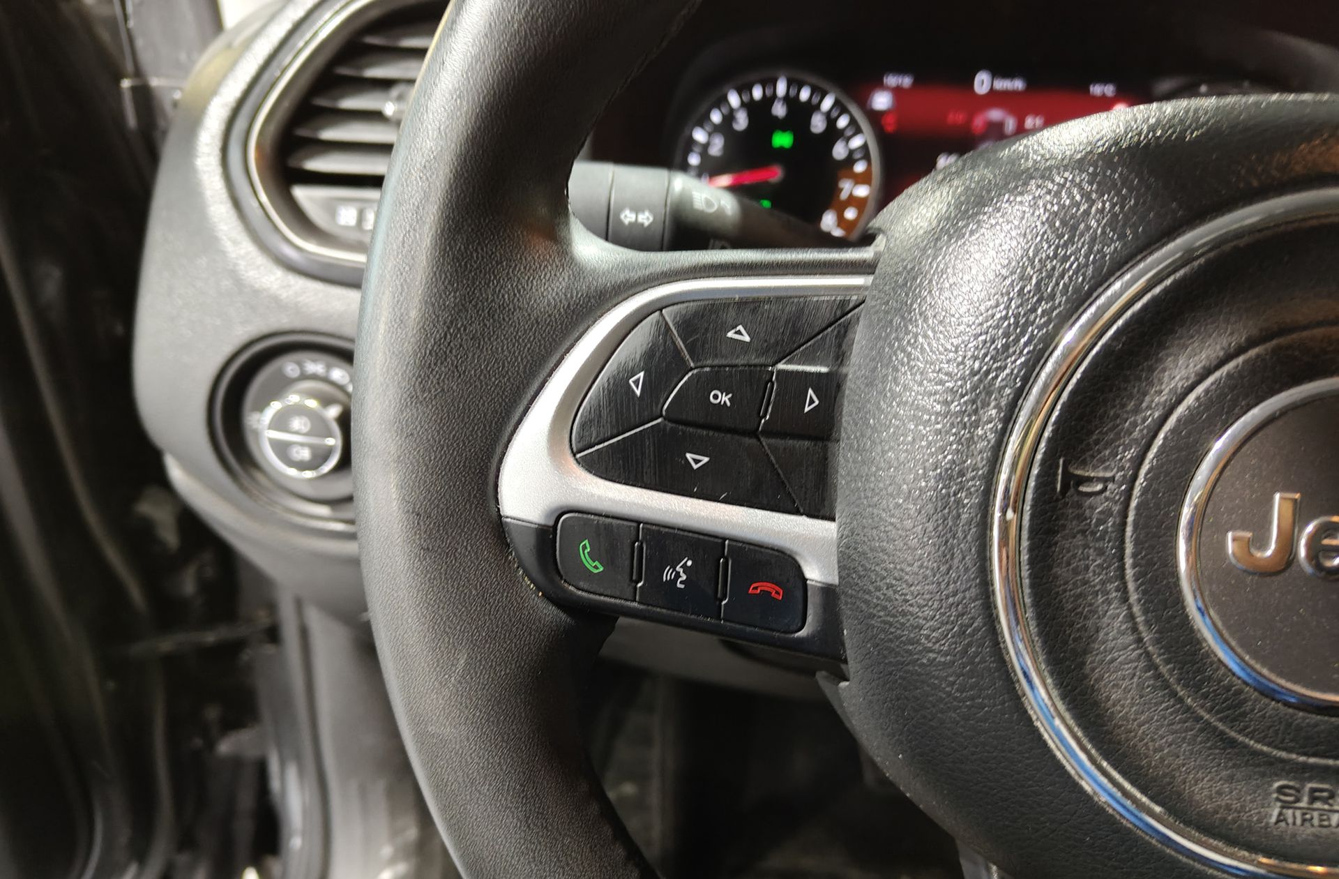 Jeep Renegade eHybrid 1.5 Limited ATX - foto 20