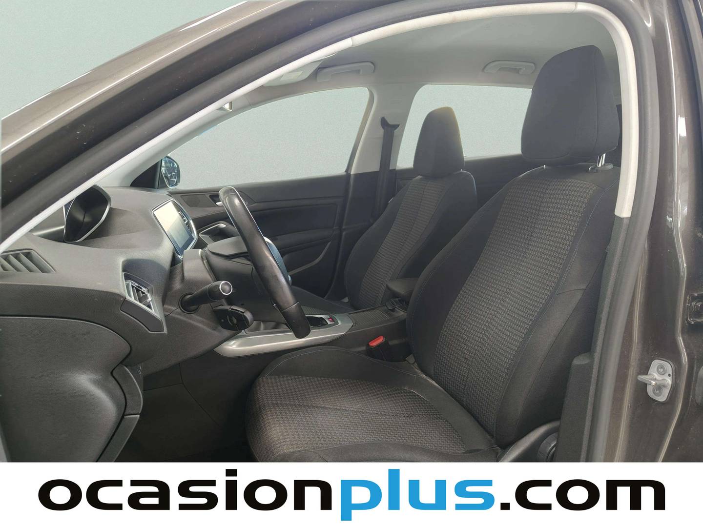 Foto asientos delanteros Peugeot 308 Peugeot 308 BlueHDi 120 Allure (120 CV)