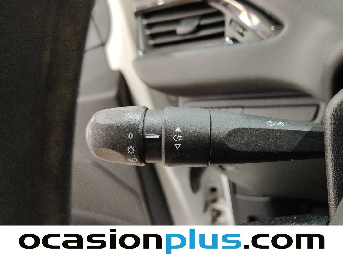 Peugeot 208 Peugeot 208 1.2 PureTech Active (82 CV) de segunda mano