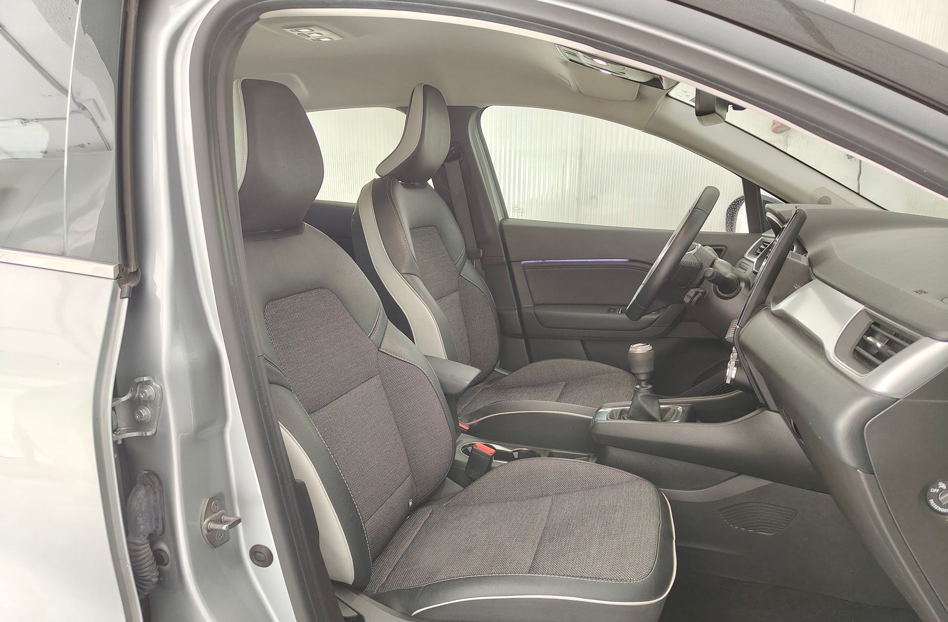 Renault Captur Techno TCe - foto 16