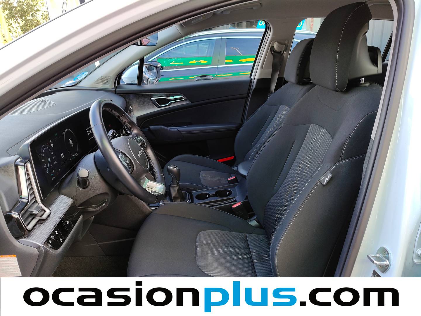 Foto asientos delanteros KIA Sportage KIA Sportage 1.6 T-GDi MHEV Drive 4x2 (150 CV)