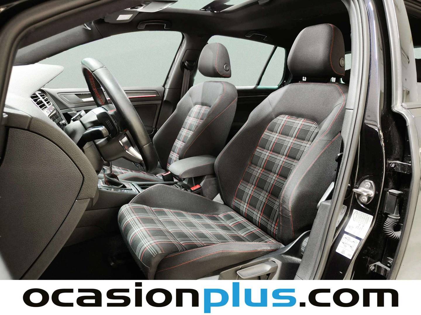 Foto asientos delanteros Volkswagen Golf Volkswagen Golf Performance 2.0 TSI (245CV) DSG
