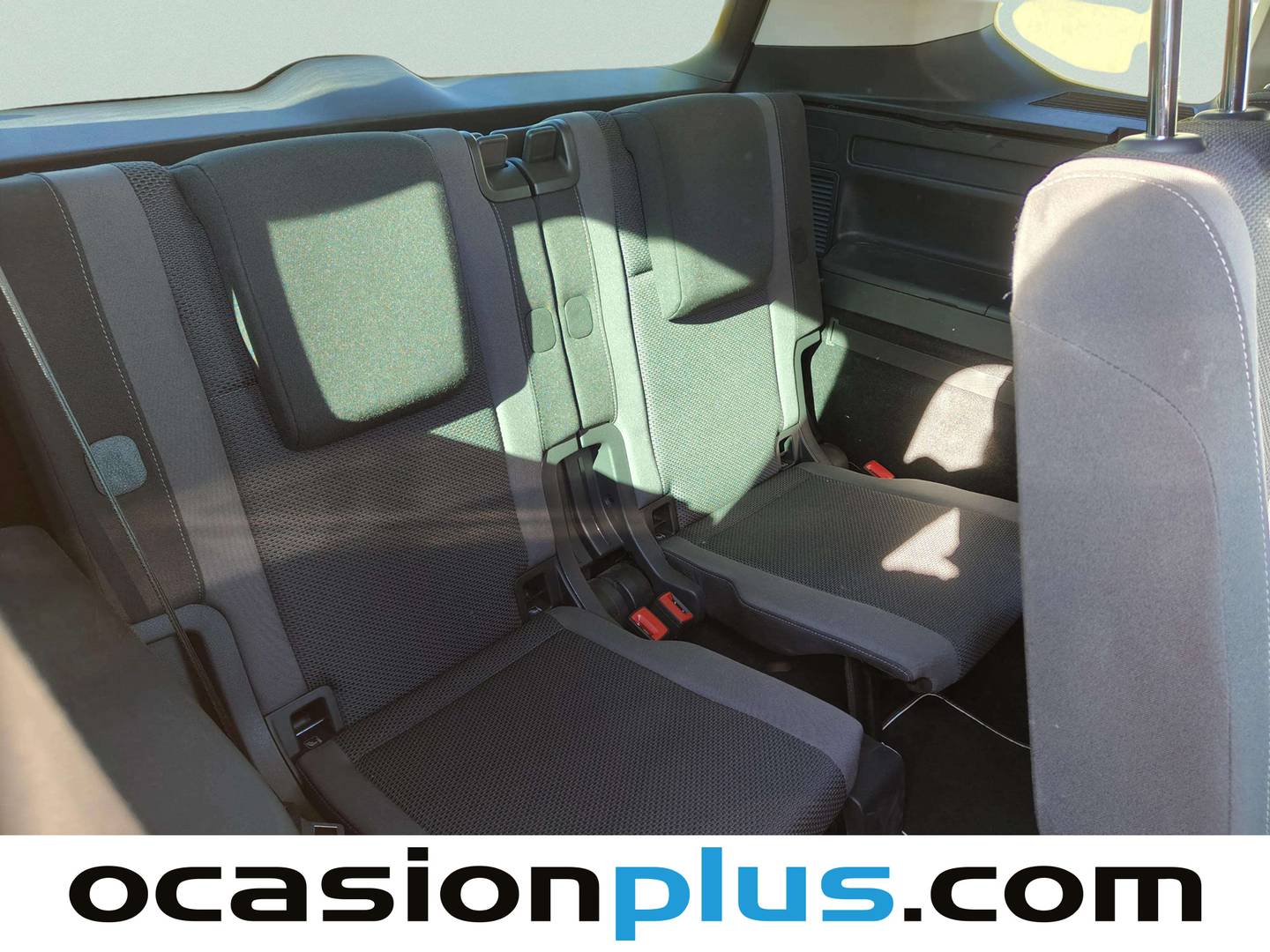 Foto Volkswagen Touran Volkswagen Touran Edition 1.6 TDI BMT (115 CV) 7 Plazas