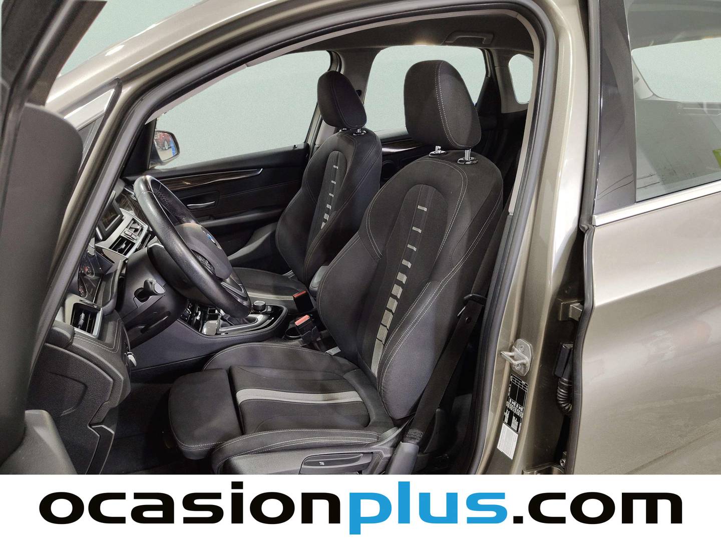 Foto asientos delanteros BMW Serie 2 Active Tourer BMW Serie 2 220i Active Tourer (192 CV)