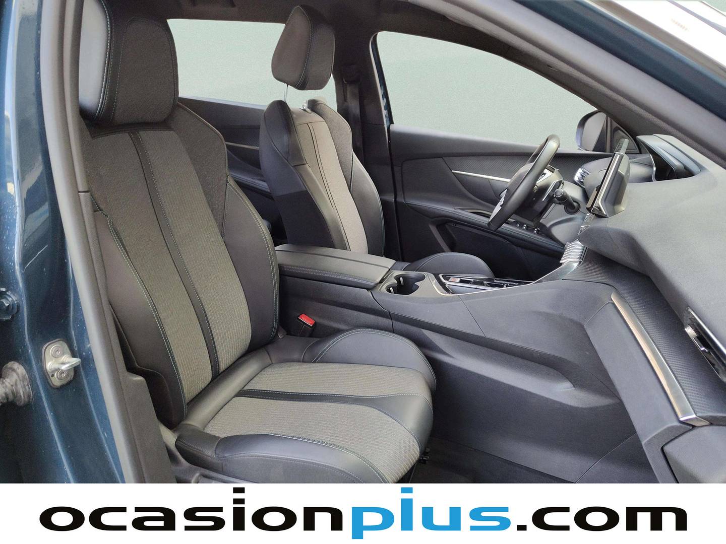 Peugeot 5008 Hybrid Peugeot 5008 Hybrid 1.2 Allure Pack eDCS6 (136 CV) 7 Plazas 2024