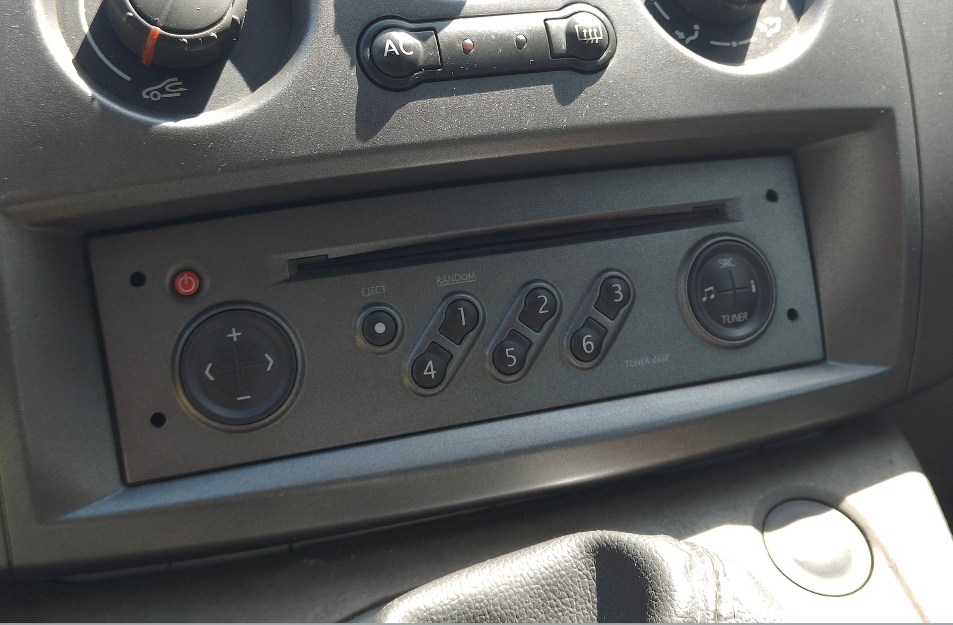 Renault Scénic 1.5 dCi Confort Dynamique - foto 25