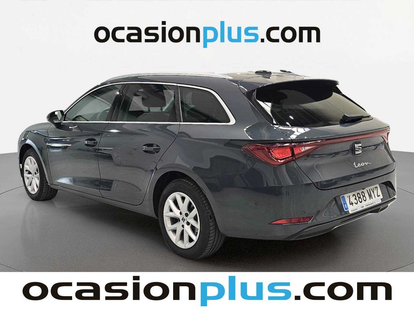 Foto trasera Seat León Seat León ST 1.5 TSI Style 25 Aniversario (116 CV) izquierda