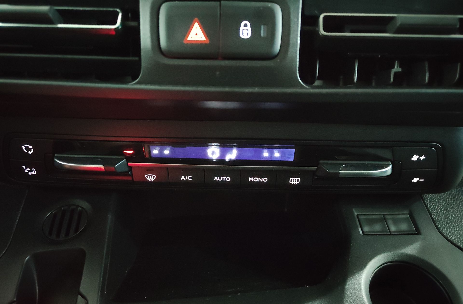 Toyota Proace City 1.5D Family Active L1 - foto 27