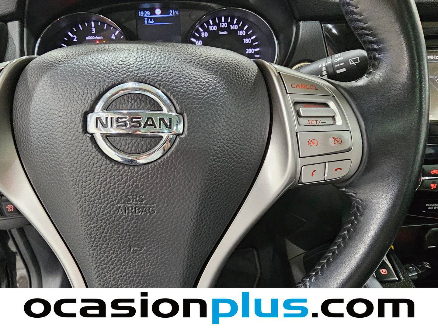 Foto Nissan QASHQAI Nissan Qashqai 1.6 dCi N-Connecta 4x2 (130 CV)
