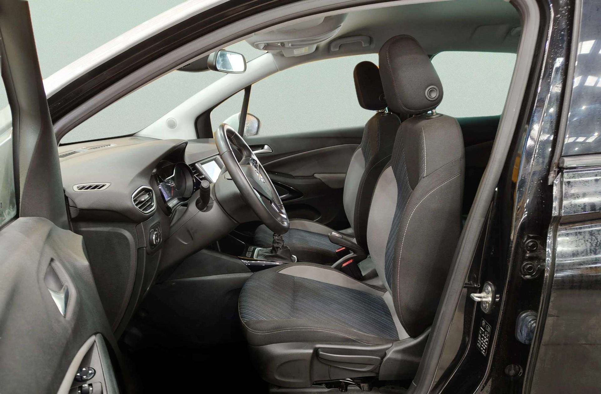 Opel Crossland 1.2 Design Line 120 Aniversario - foto 11