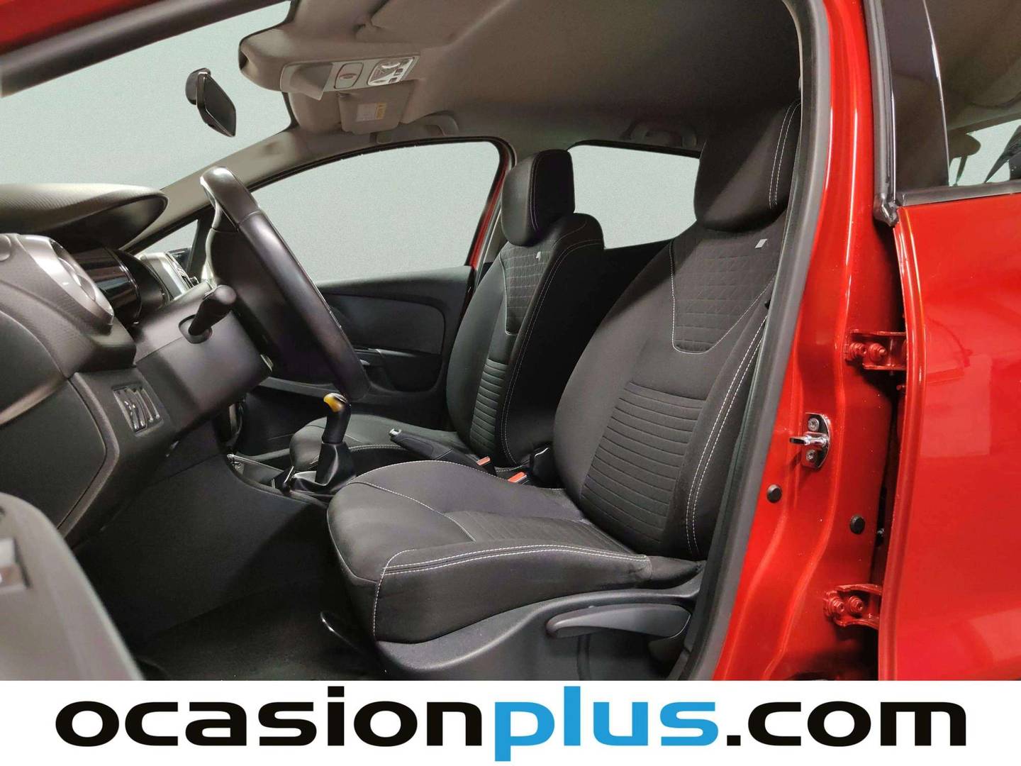 Foto asientos delanteros Renault Clio Renault Clio Limited 1.2 16v (75 CV)