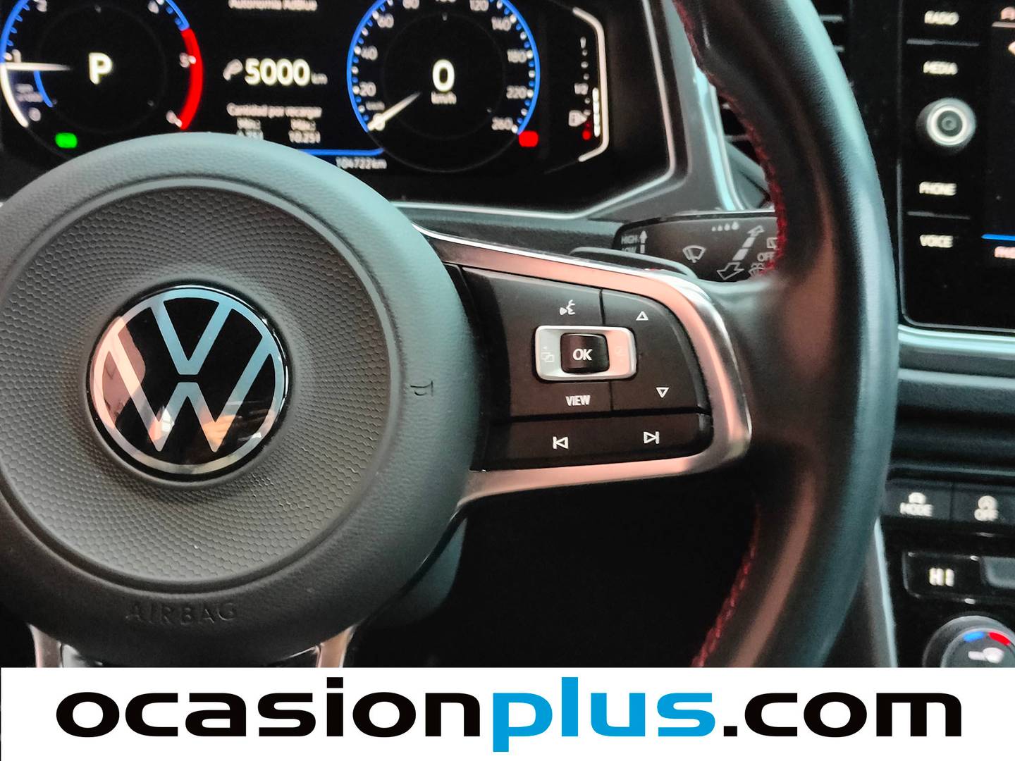 Foto Volkswagen T-Roc Volkswagen T-Roc Sport 2.0 TDI (150 CV) DSG