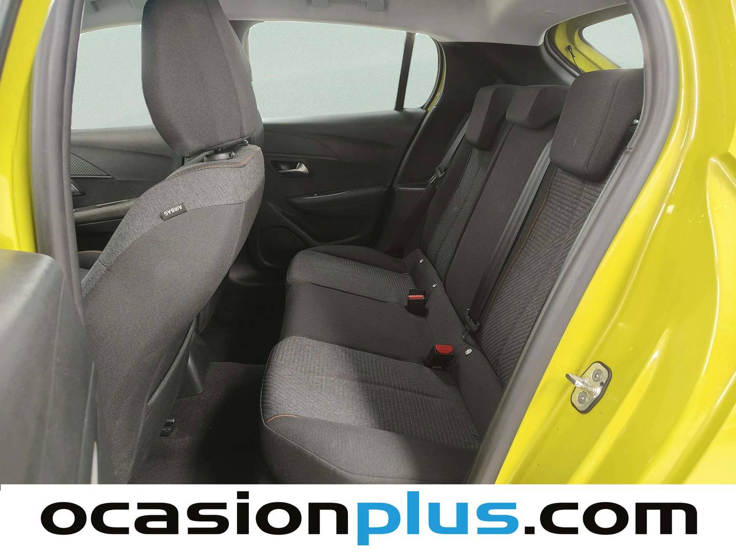 Foto asientos traseros Peugeot 208 Peugeot 208 Style Hybrid 110 eDCS6 (110 CV)