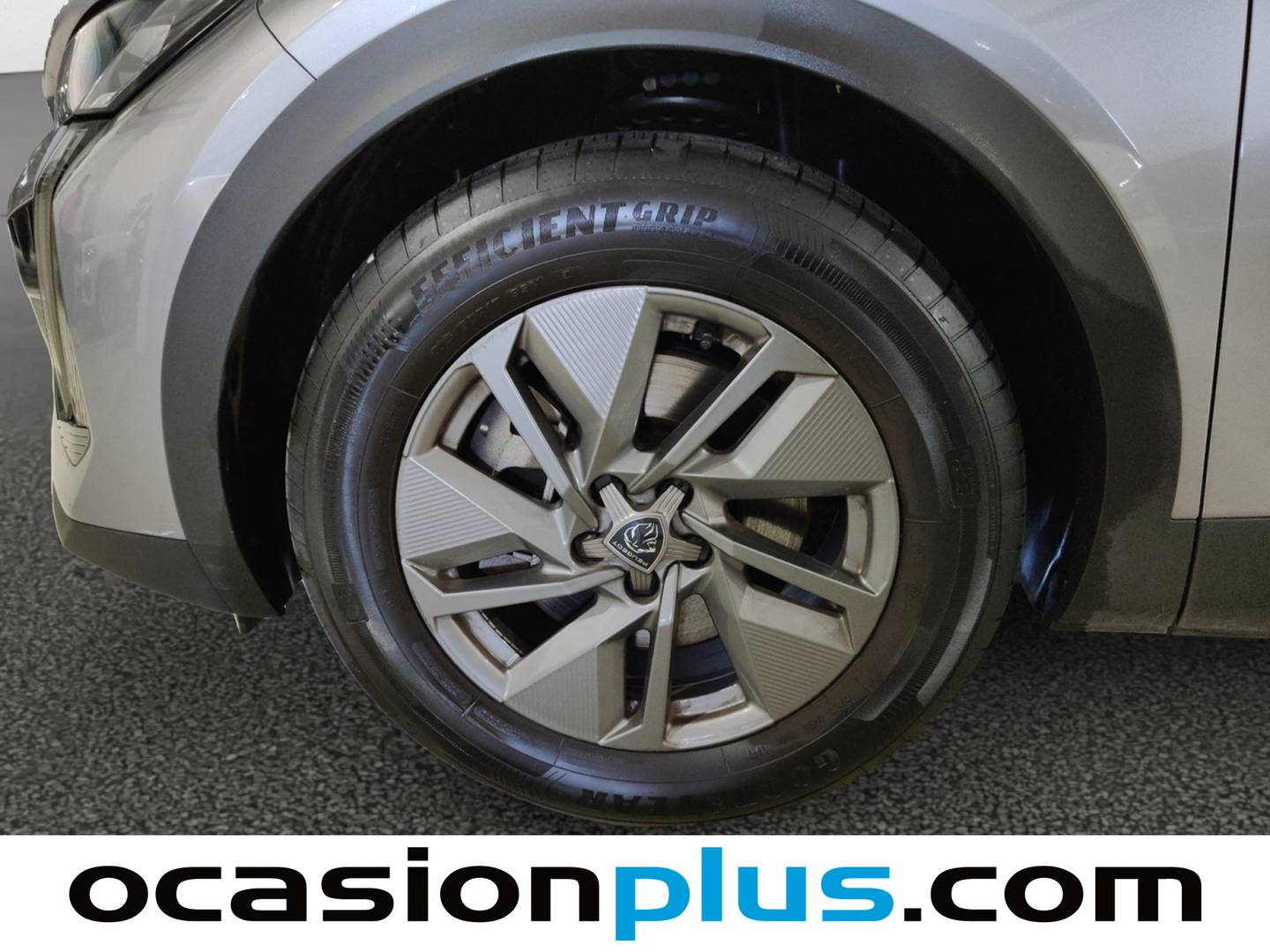 Foto Peugeot 408 Peugeot 408 PHEV 180 e-EAT8 (181 CV)