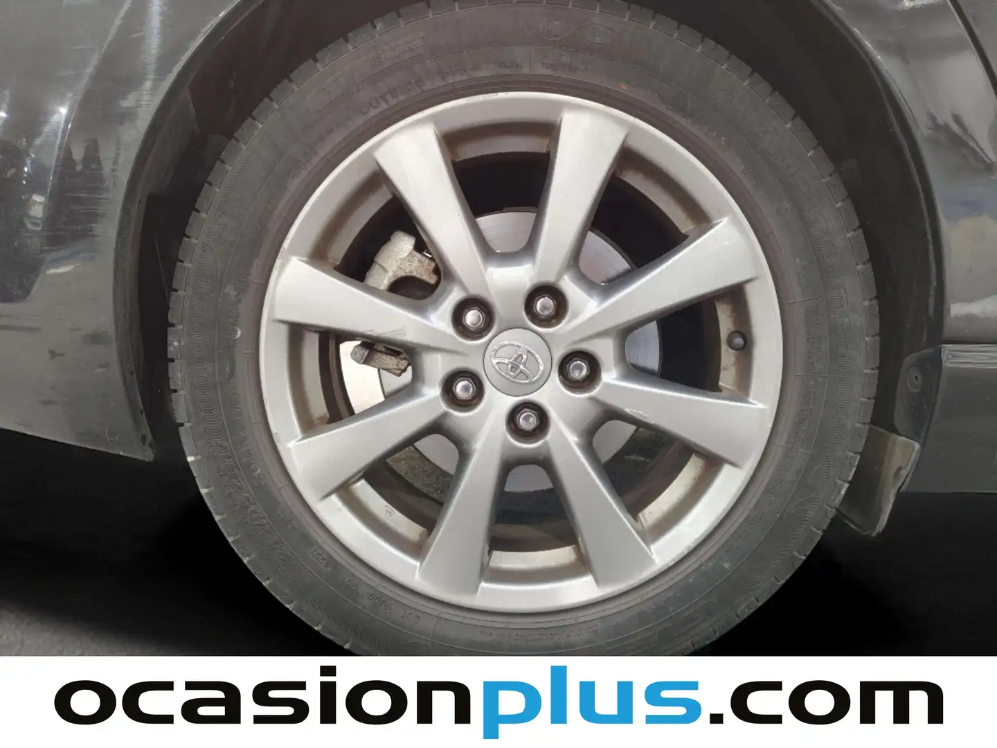 Foto Toyota Avensis Toyota Avensis 120 D Advance (124 CV)