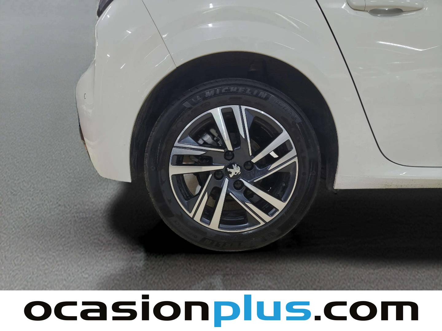 Foto Peugeot 208 Peugeot 208 PureTech 100 Allure (100 CV)