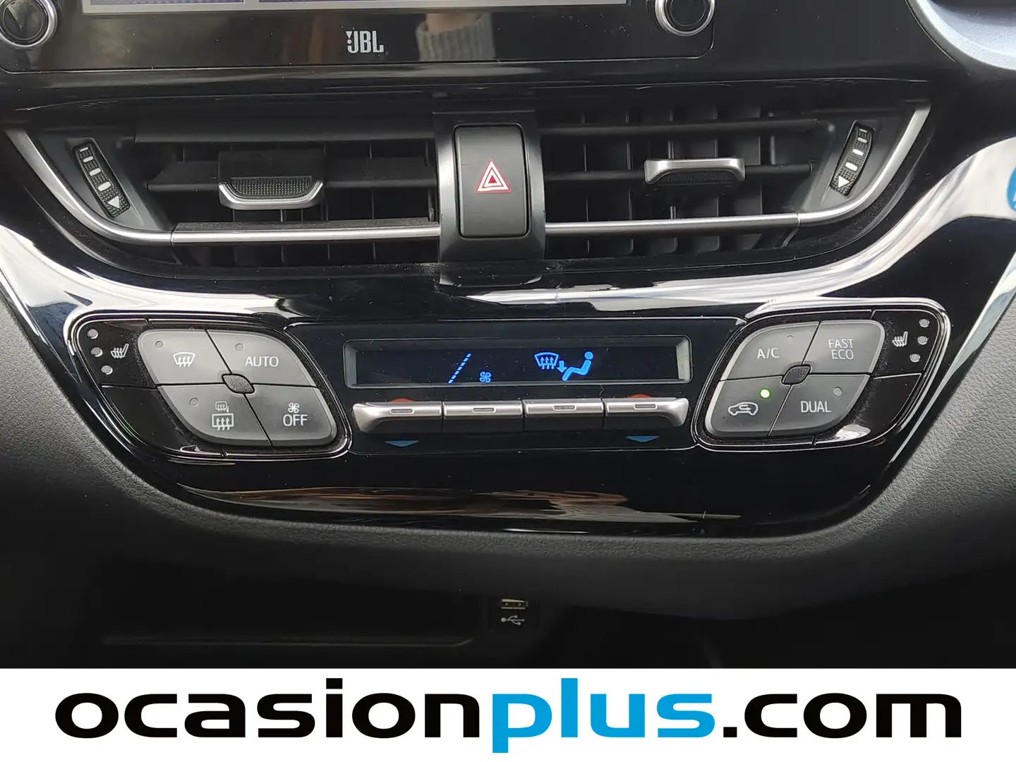 Foto Toyota C-HR Toyota C-HR 180H Advance Luxury (184 CV)