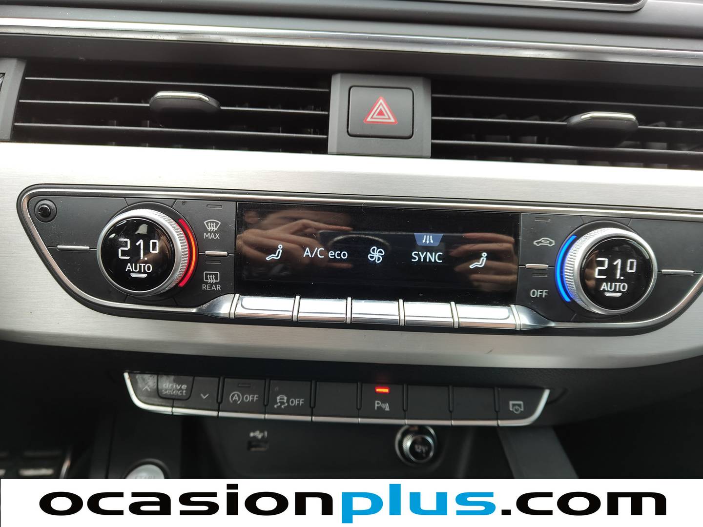 Foto Audi A4 Audi A4 Avant S line edition 2.0 TFSI (190 CV) S tronic