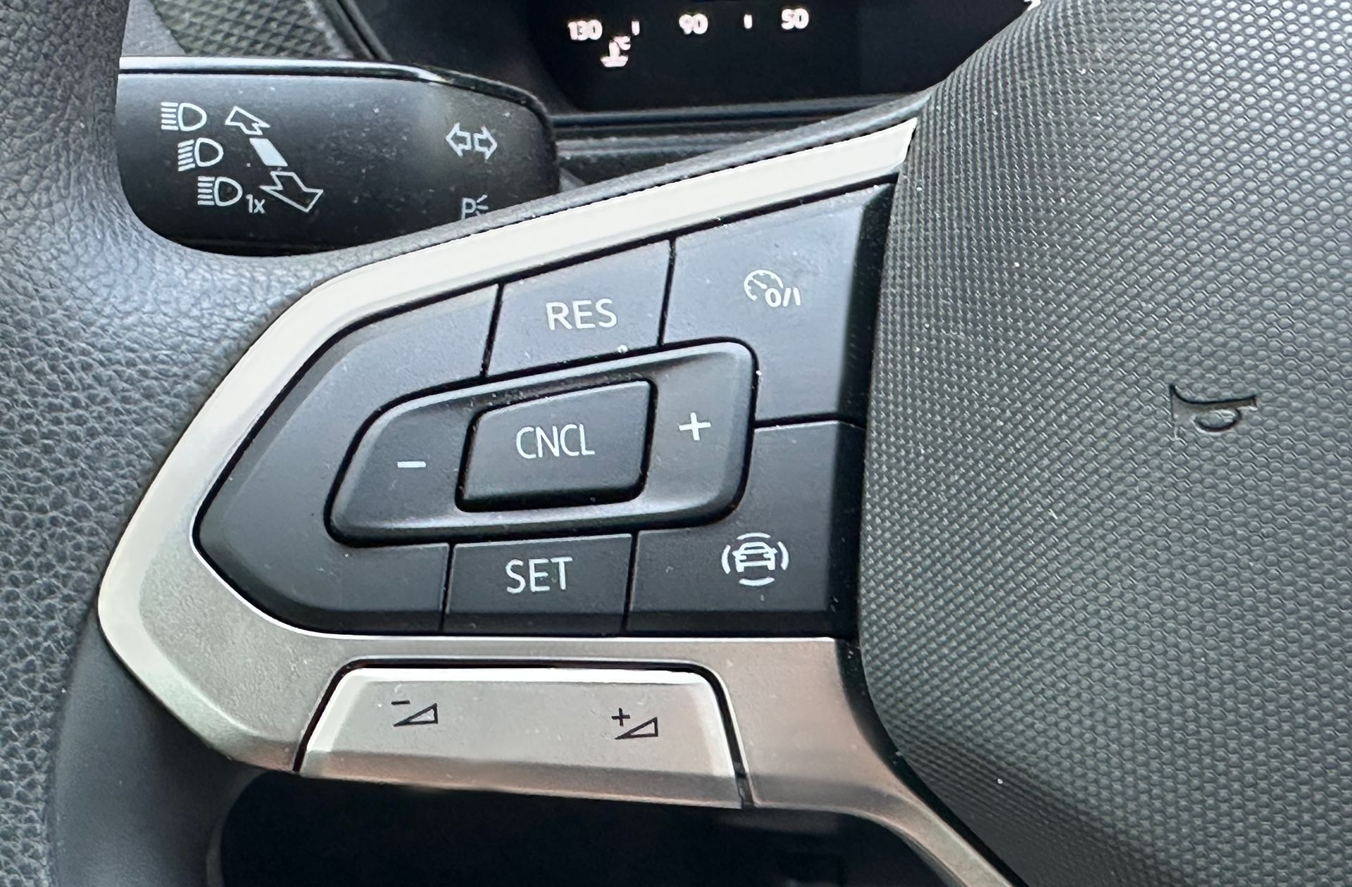 Volkswagen T-Cross 1.0 TSI - foto 23